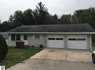 10776 E Traverse Hwy, Traverse City, MI 49684