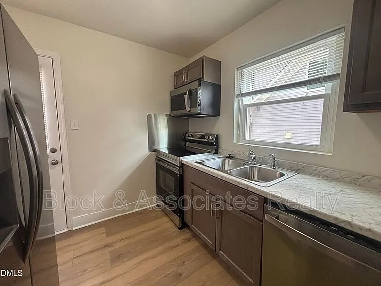 1111 South St #B — Photo 23