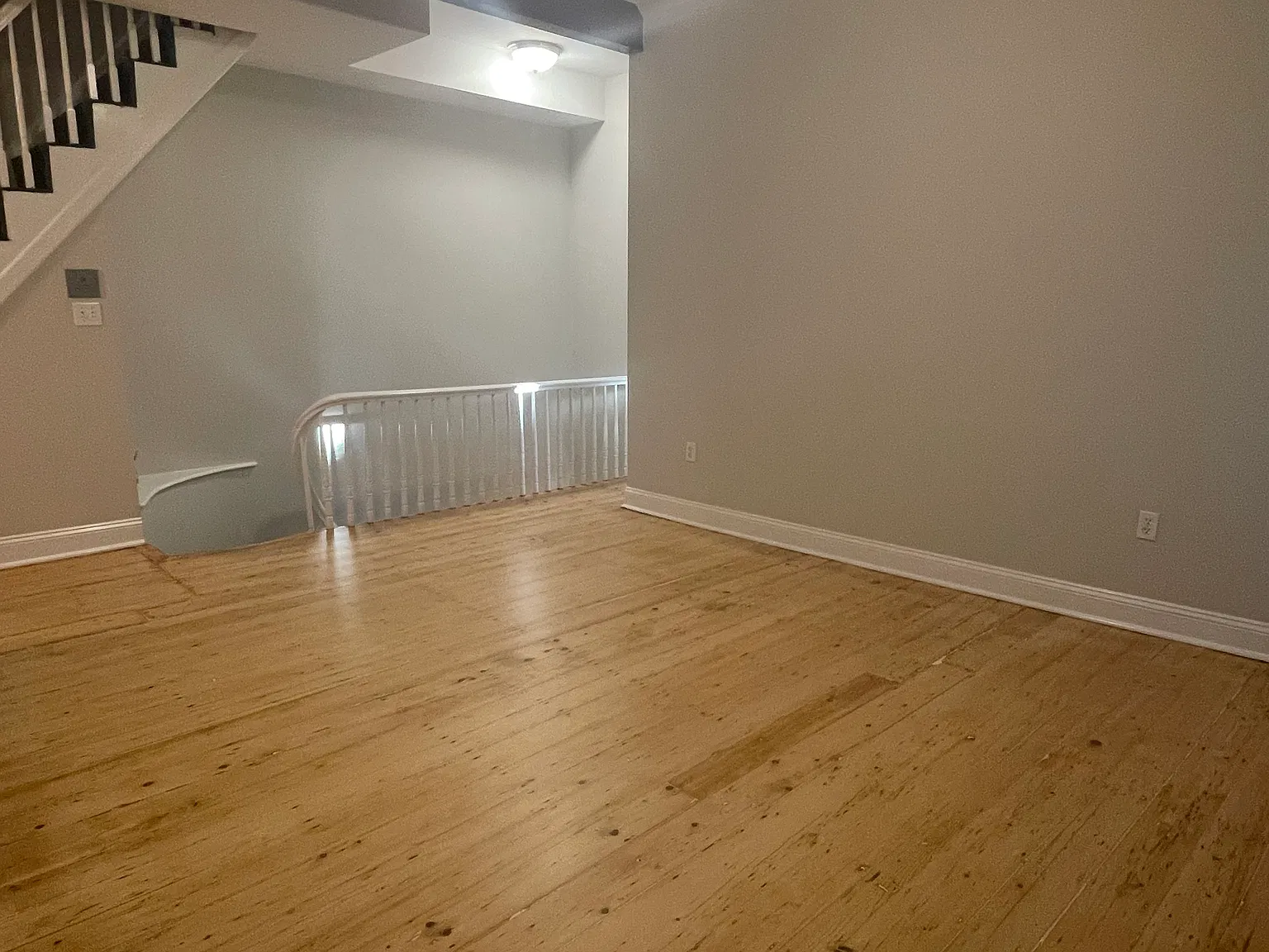 4 bed, 2000 sqft, $6,800 — Photo 4