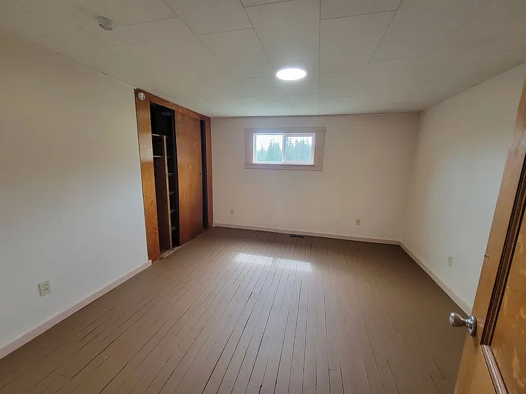 1151 Pease Rd — Photo 21