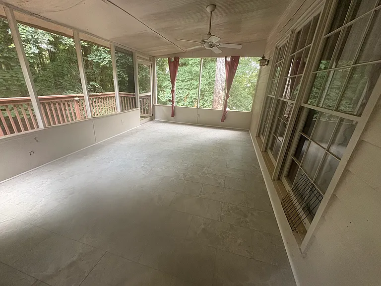 7305 Devonhall Way — Photo 7