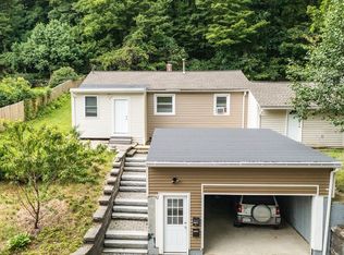 83 Chatanika Ave, Worcester, MA 01602