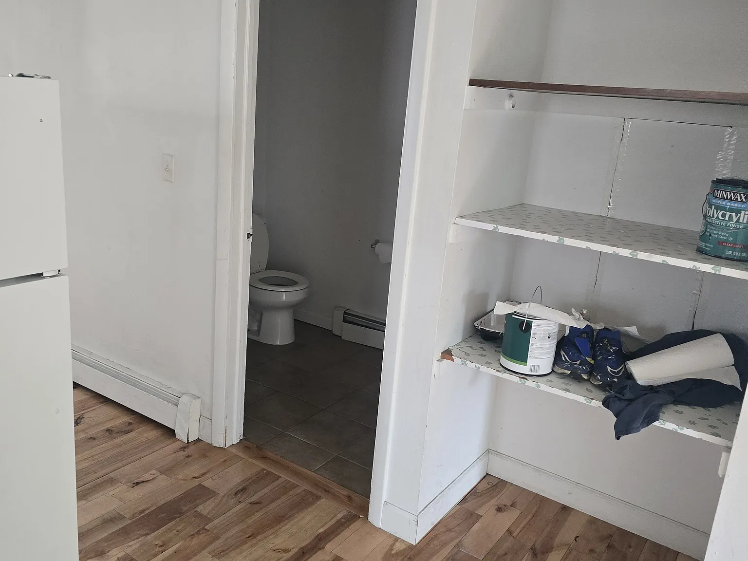 403 College St — Photo 3