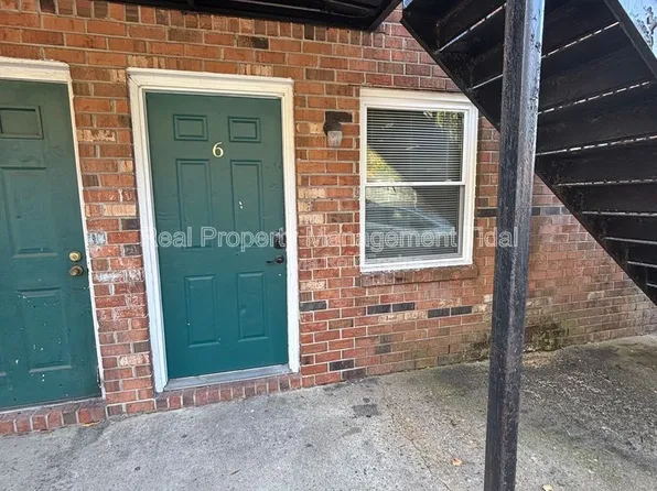 6255 Alexander St, Norfolk, VA