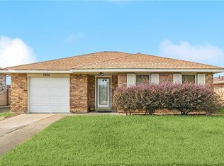 1600 Lancaster Dr, Marrero, LA 70072