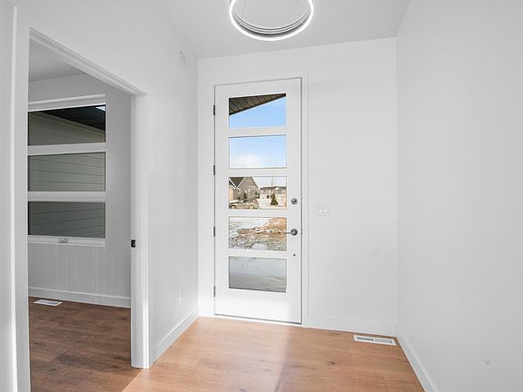 4th image of 308 Kerrigan Dr
