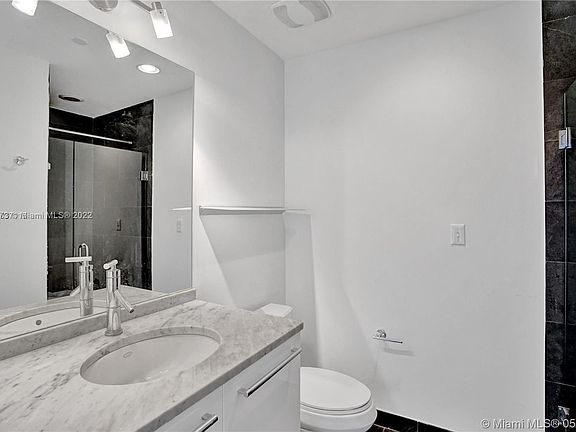 5th image of 900 Biscayne Blvd APT 1905