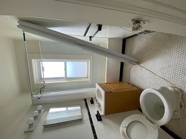 1687 Commonwealth Ave #17 — Photo 7