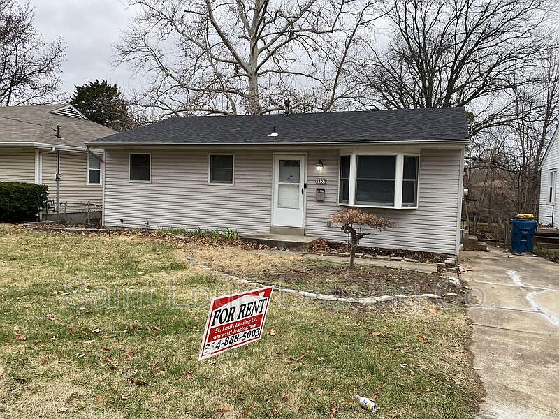 1st image of 2407 Gilrose Ave