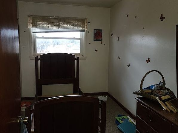 2207 W Meadowbrook St