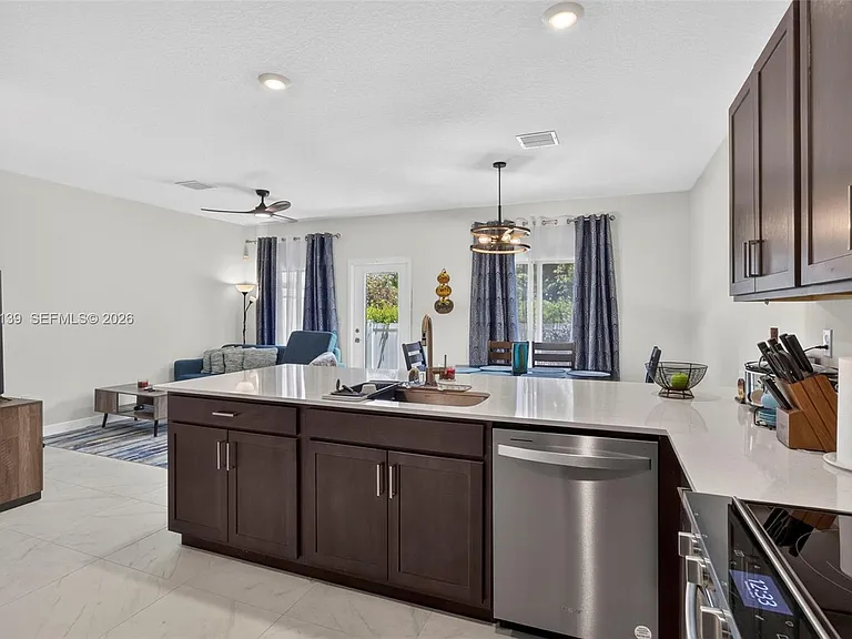 6015 Cranberry Ct — Photo 9