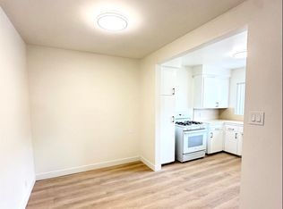 850 N Acacia St #9, Inglewood, CA 90302