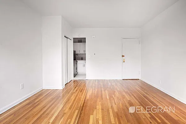 Rented by (Legacy) Elegran | media 7