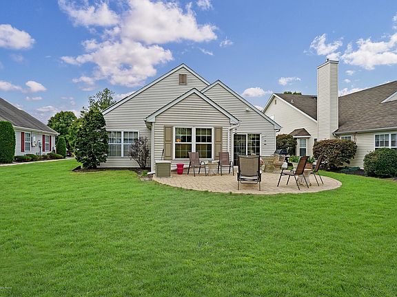 5th image of 79 Sunrise Ct