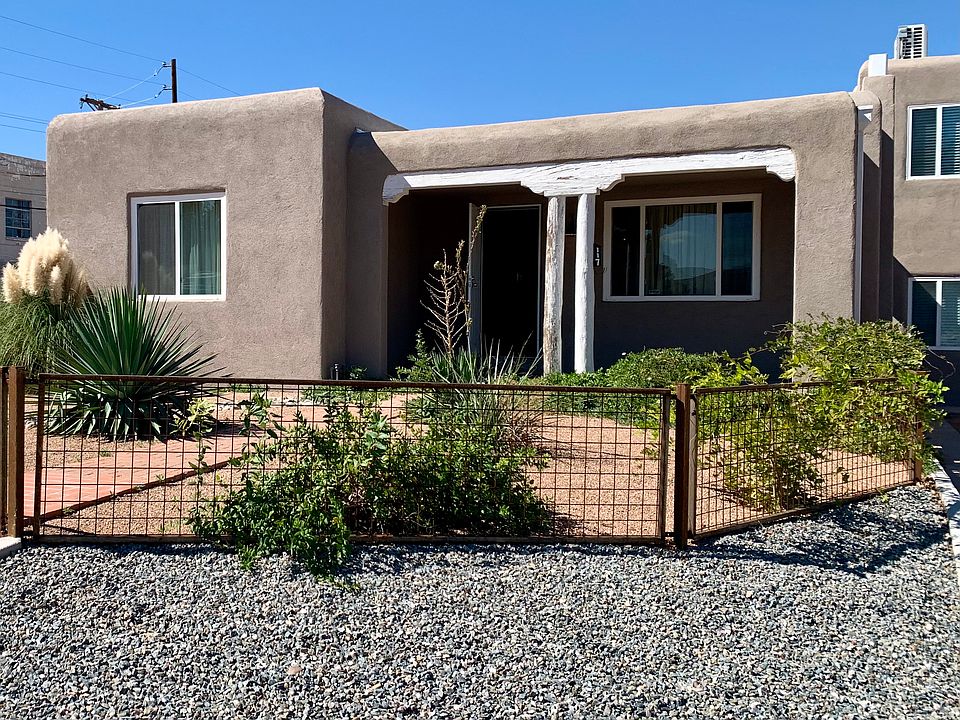 1st image of 117 Bryn Dr