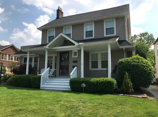 19535 Argyle Oval, Rocky River, OH 44116