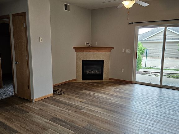 5th image of 200 Sadler Ln APT 302