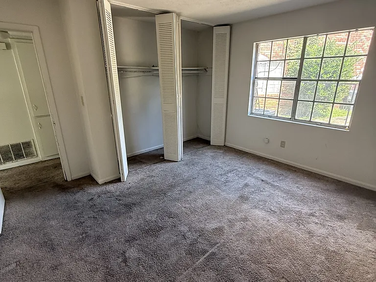 2220 Ticknor Dr — Photo 27