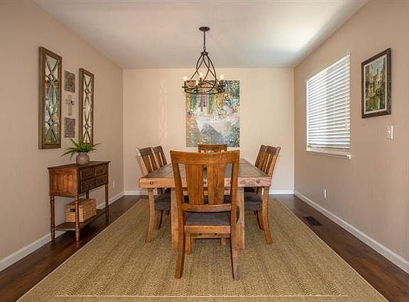 5th image of 6007 Chesbro Ave