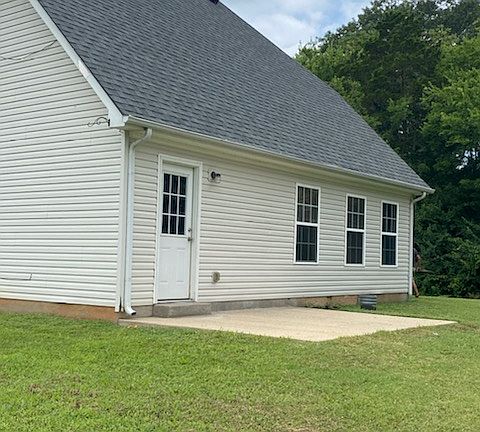 2nd image of 106 Amos Springs Way
