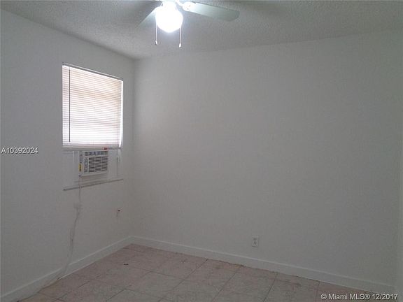 5th image of 1565 NW 5th St