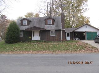 185 E North St, Bonnie, IL 62816