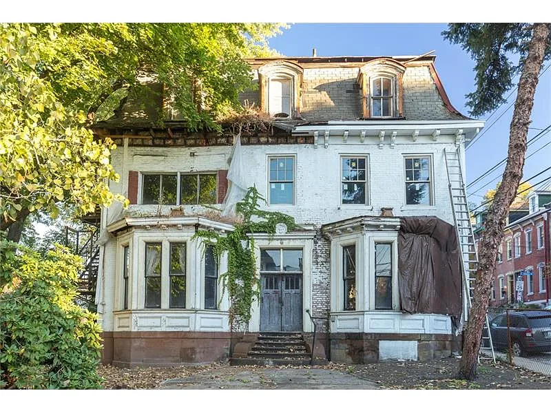 700 Armandale St photo 1