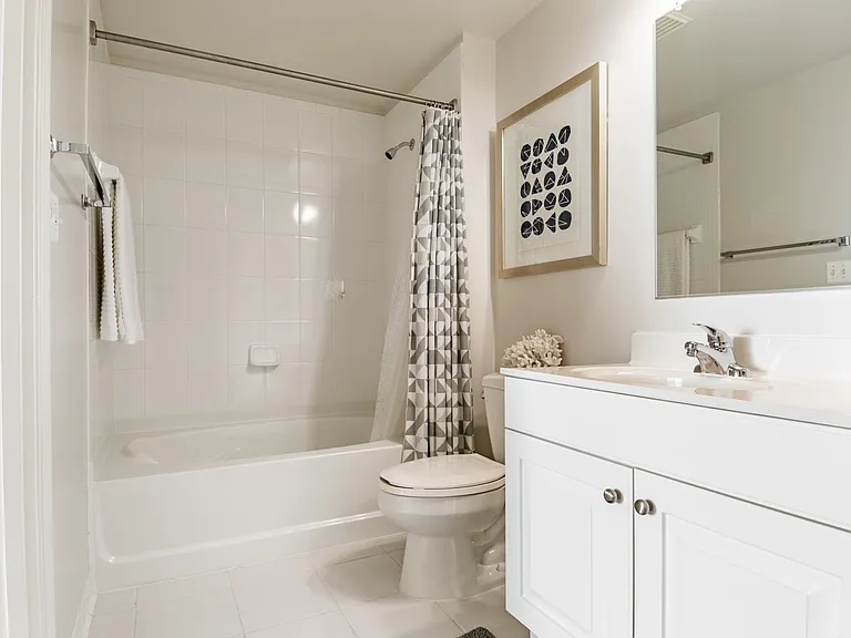 Wentworth Apartment Homes — Photo 6