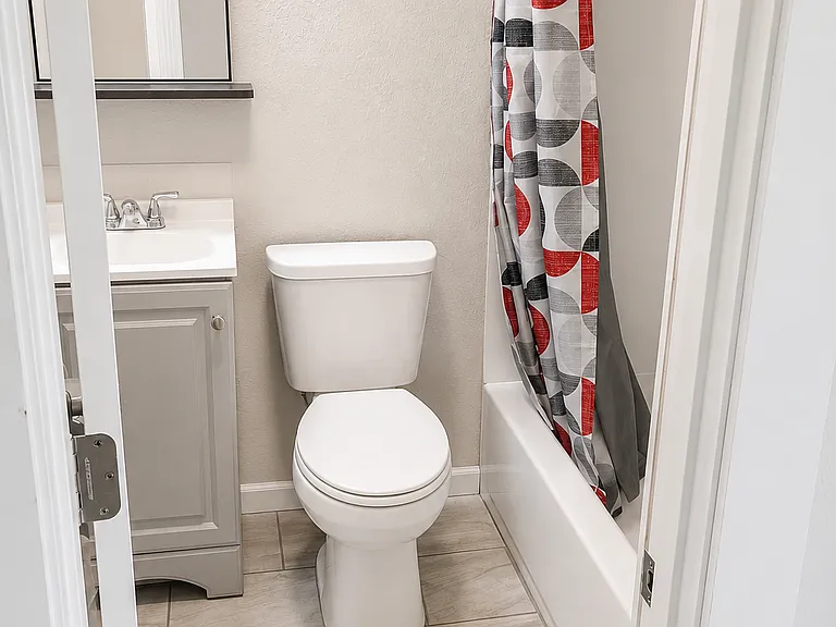 1501 Eldorado St — Photo 3