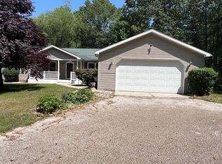 260 W Treml Rd, Free Soil, MI 49411