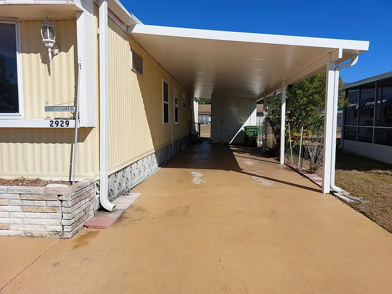2929 Saralake Dr S — Photo 27