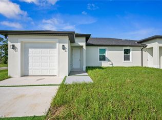 2403 Quentin Ave S, Lehigh Acres, FL 33973