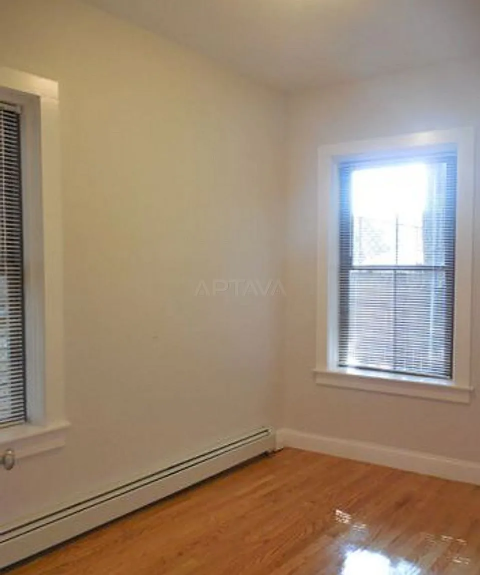 2 bed, $3,500 — Photo 3