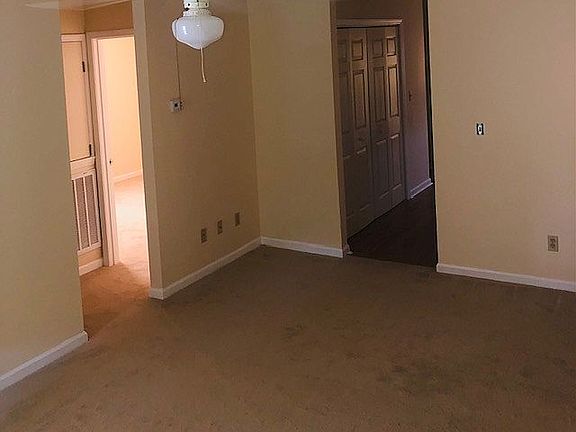 3rd image of 507 Secrest Ave