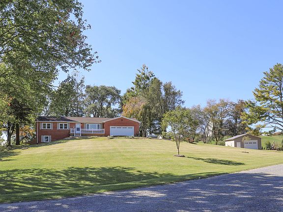 3rd image of 20 Buckland Dr