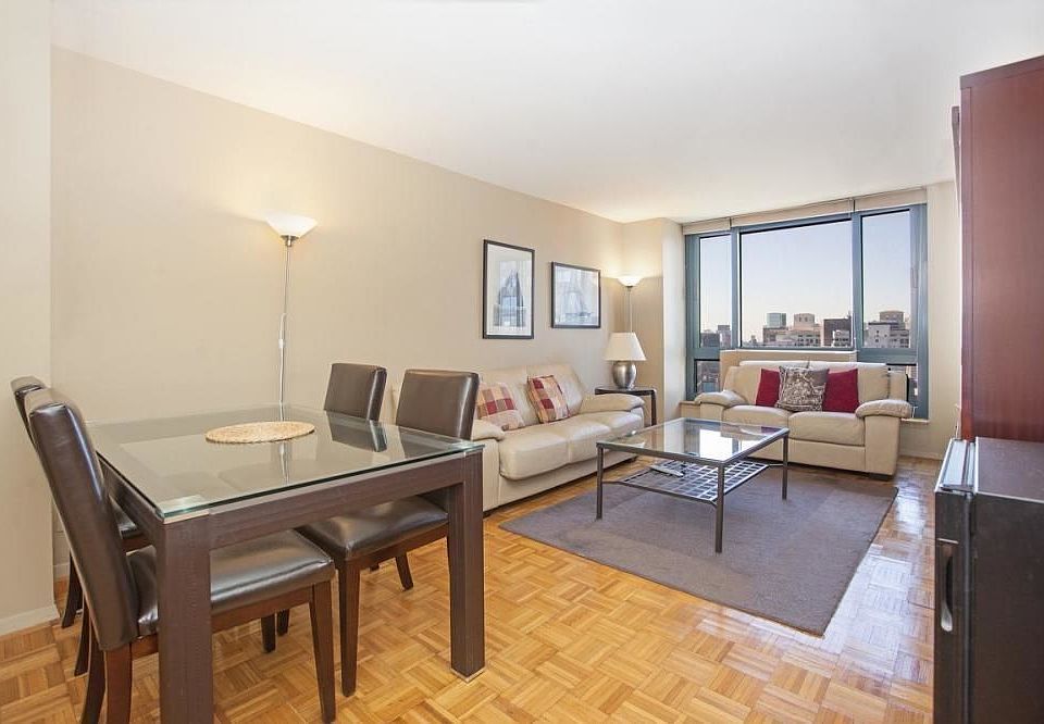 1st image of 1 Irving Pl APT U21c