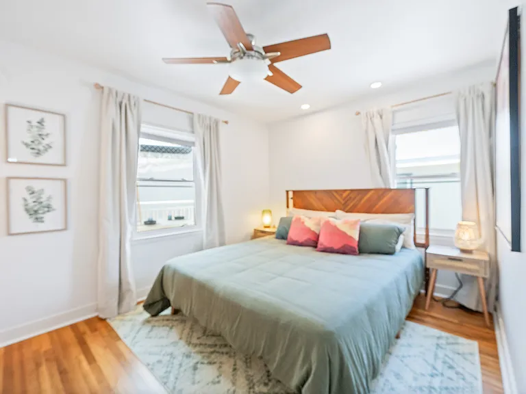 3717 Riviera Dr — Photo 15