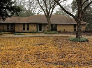 304 Willow Creek Ln, Ovilla, TX 75154