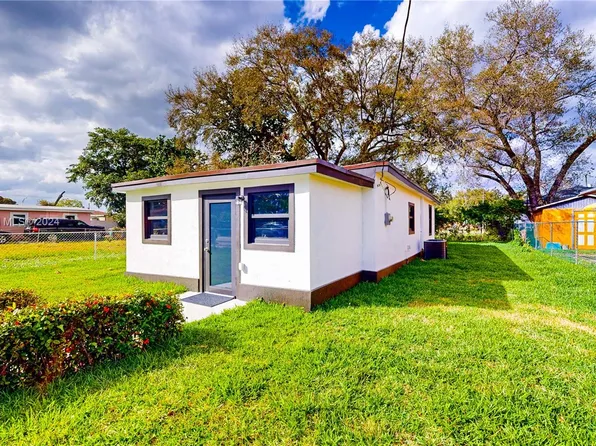 2013 NW 153rd St, Miami Gardens, FL 33054