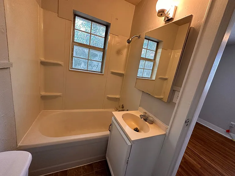503 N Baumann Ave — Photo 14