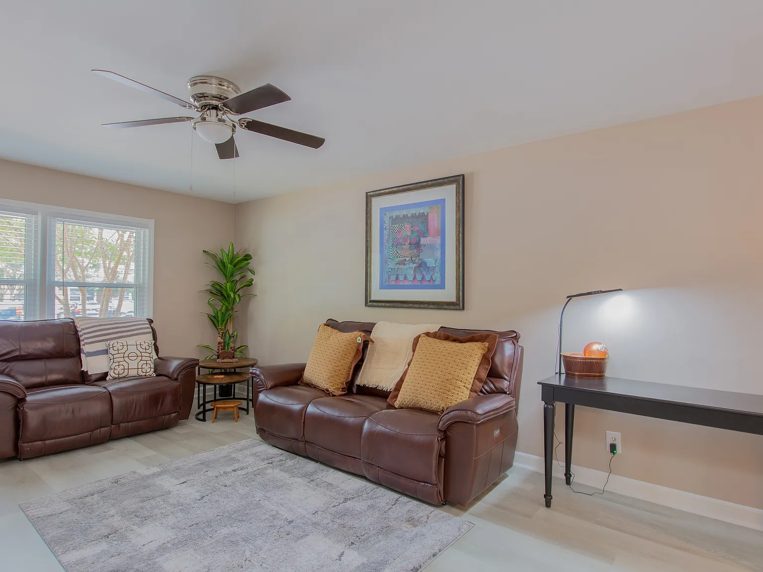 2259 W Clemmonsville Rd — Photo 4