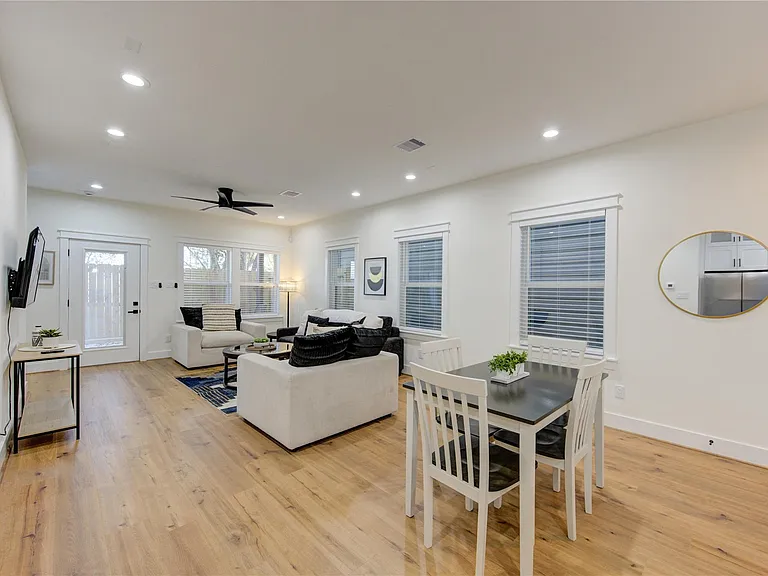 3406 Garapan St #A — Photo 17