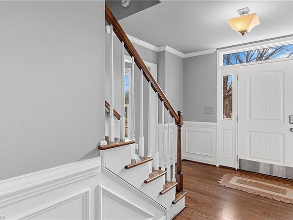 4th image of 5229 Bridge Pointe Dr