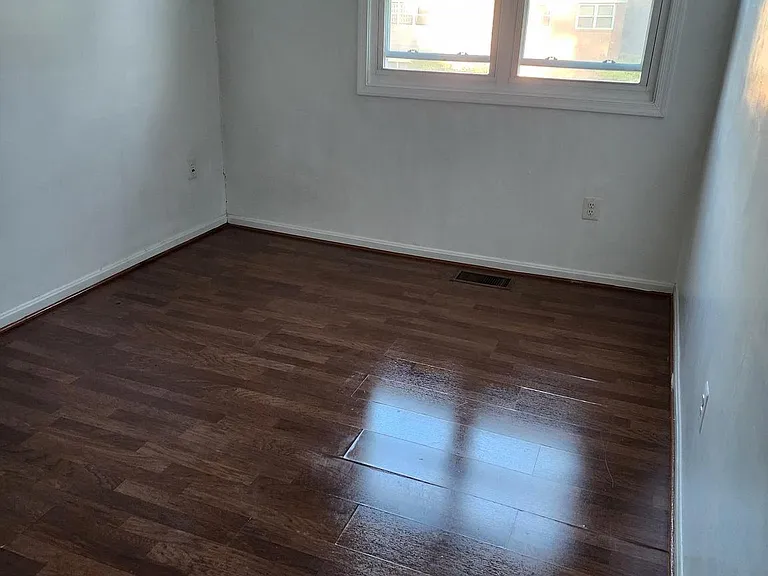 8333 Ivy Glen Ct — Photo 10