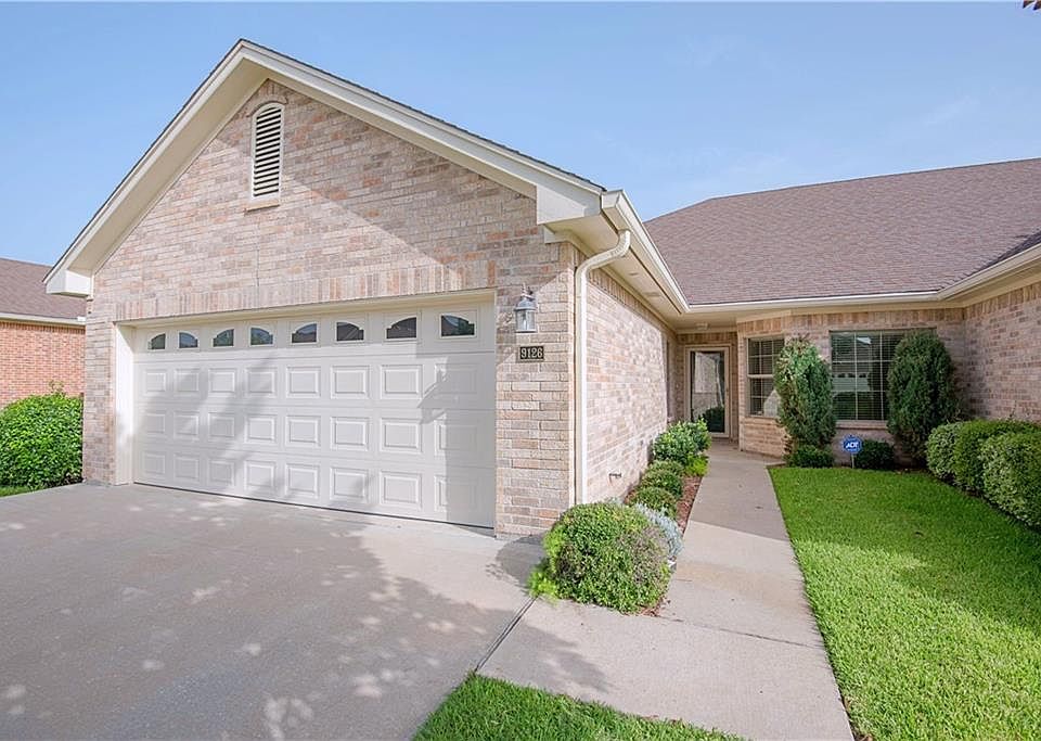 1st image of 9126 Darby Ln