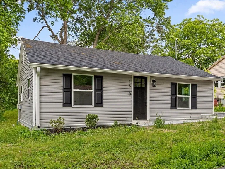 1510 Adams St — Photo 16