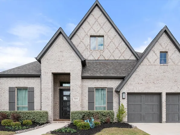 2829 Midlake Dr, Midlothian, TX 76065