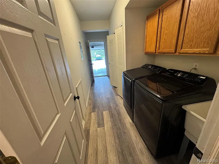 15441 Yale Dr — Photo 17
