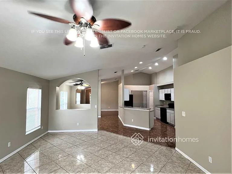 166 Dakota Ave — Photo 4