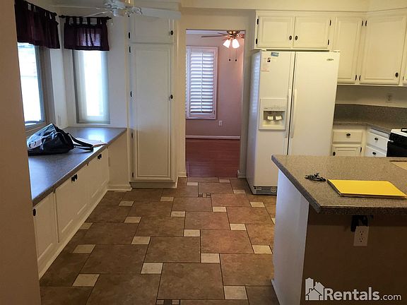 4th image of 24515 New Haven Dr